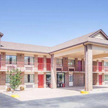 Super 8 By Wyndham Clinton Exterior foto